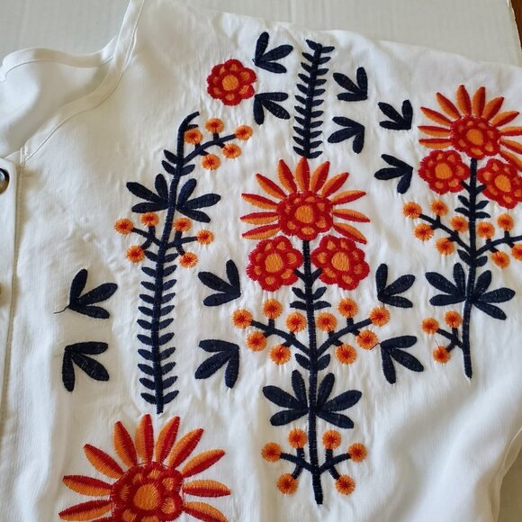 Shein Curve Floral Embroidered Peplum Cottage Core White Blouse 2XL - Picture 5 of 12